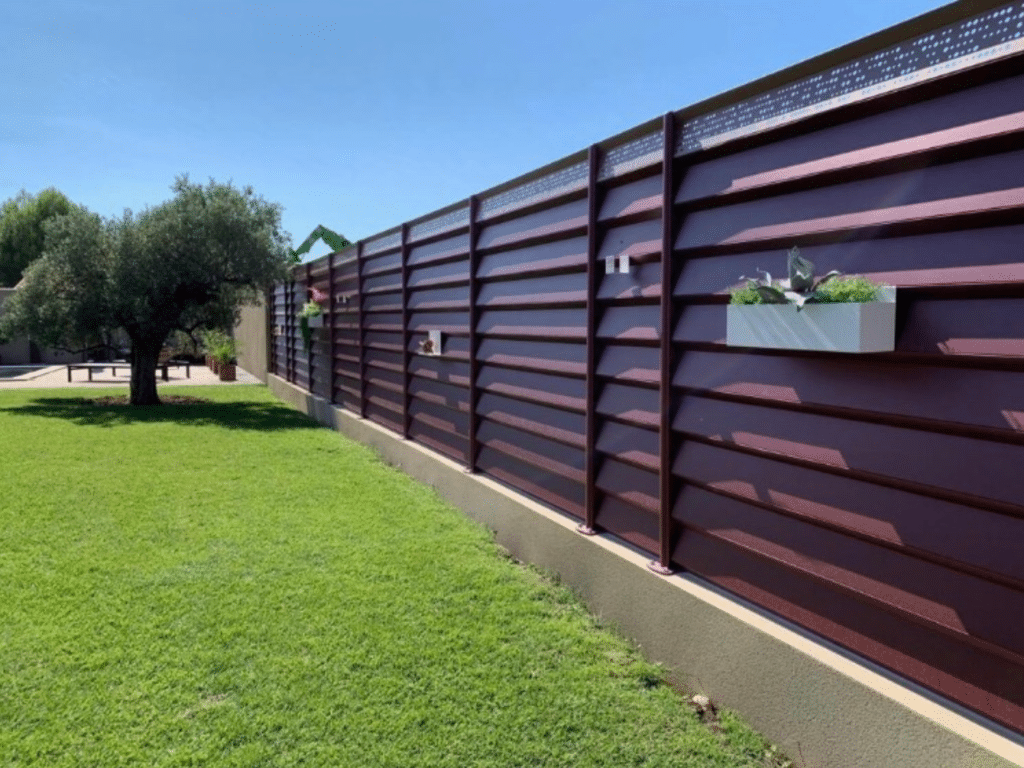 Fabriquer un brise-vue en bois : DIY en 10 étapes